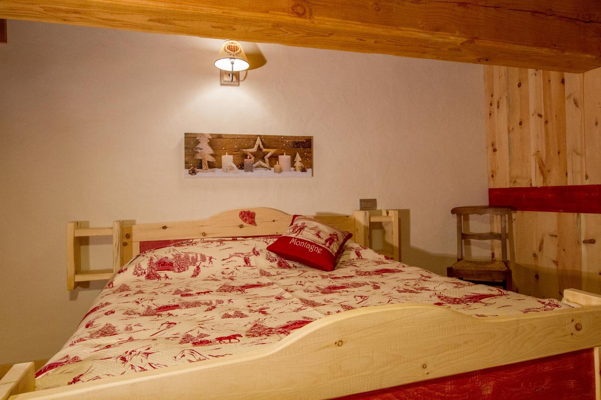 Maison Peroulaz シャルヴェンソド 部屋 写真