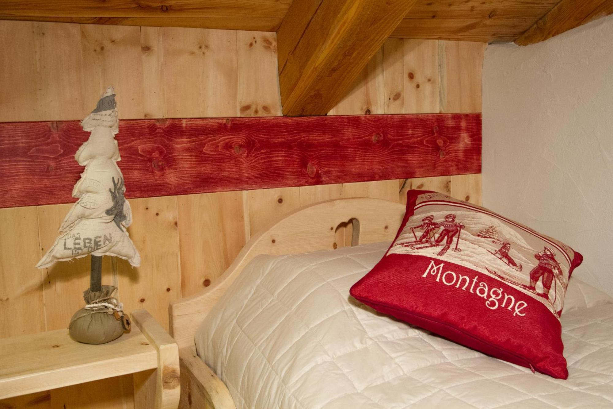 Maison Peroulaz シャルヴェンソド 部屋 写真